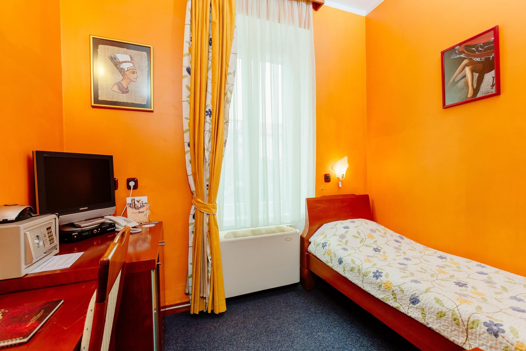 Hotel Montenegrino Tivat Kültér fotó