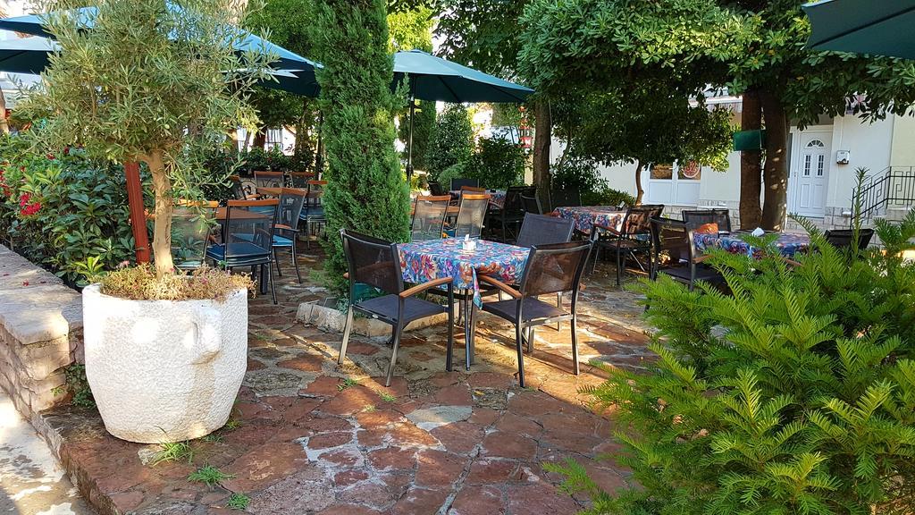 Hotel Montenegrino Tivat Kültér fotó